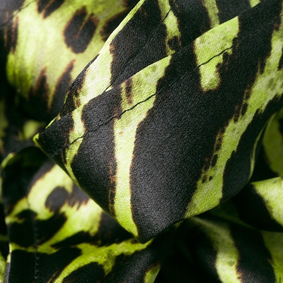 GIANNI tiger print wrap skirt - Picture 13 of 13